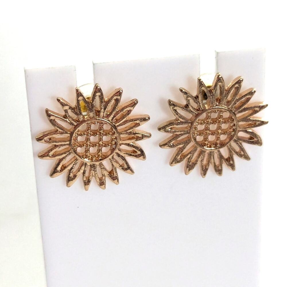 Vintage Gold Tone Filigree Sunflower Floral Sun Burst Post Stud Earrings